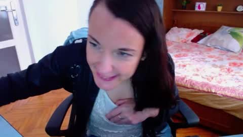 LadyLHoty online show from 06.19.26