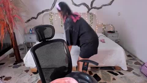 Lady  online show from 10.01.25