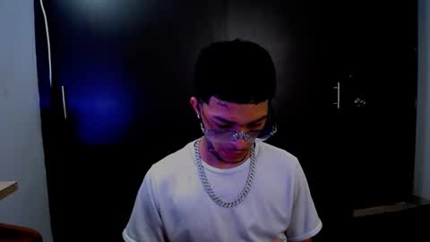 Snapshot of laef_lm chatting on 01.10.26 Abel Lm online show from 01.10.26