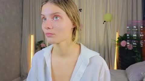 Lilia online show from 10.10.25