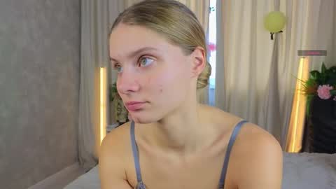 Lilia online show from 10.11.25