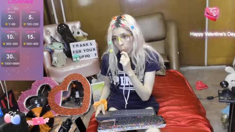 Skinnygirl online show from 12.05.24