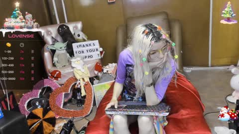 Skinnygirl online show from 12.20.24