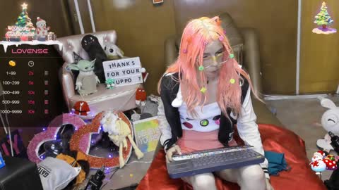 Skinnygirl online show from 01.04.25