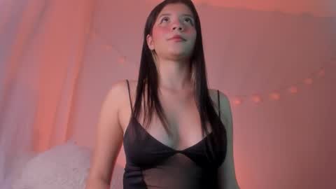 Snapshot of lahianblue chatting on 02.18.26 laura online show from 02.18.26