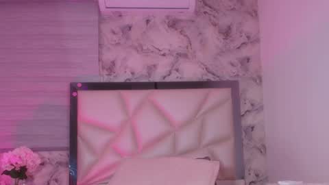 Snapshot of laila_ali chatting on 05.27.26 Laila ali online show from 05.27.26