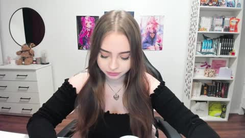 Kira online show from 01.26.25