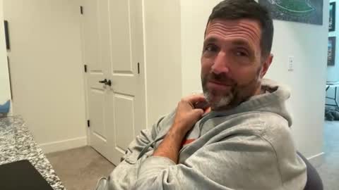 Snapshot of lakewaybill chatting on 01.10.26 Texas Guy online show from 01.10.26