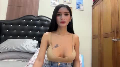 Snapshot of lakshmi_filipina chatting on 05.10.26 kristine online show from 05.10.26