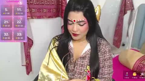 Laskhmirani online show from 10.18.25