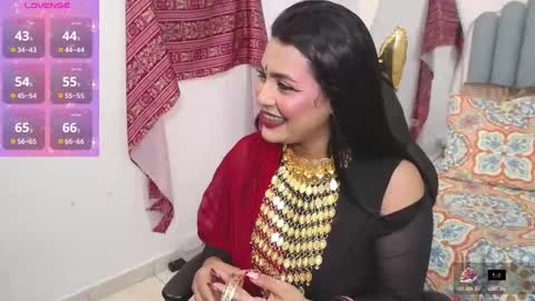 Laskhmirani online show from 10.29.25