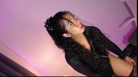 luna  online show from 09.19.25