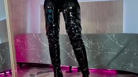 Miss Lala online show from 03.26.26