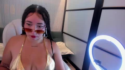 lalabunny01 online show from 04.22.26