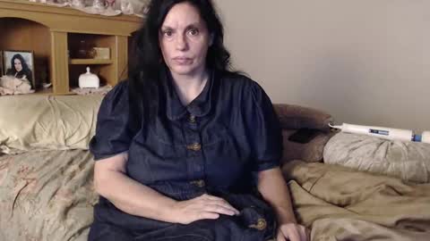 Snapshot of lalaisallbad chatting on 11.18.25 Naomi Rose online show from 11.18.25