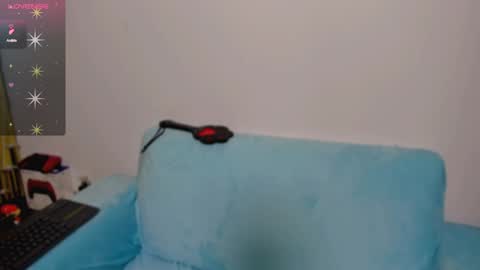 Snapshot of lalisa_manoban chatting on 01.07.25 Lisa online show from 01.07.25