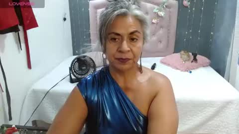 Snapshot of lalisha_96 chatting on 06.17.26 lalisha online show from 06.17.26
