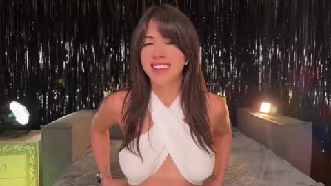 Ellina online show from 10.10.25