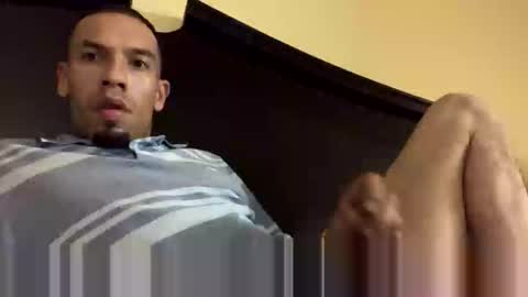 lalo112233vaz online show from 05.12.26