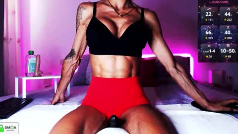 Lola online show from 09.22.25