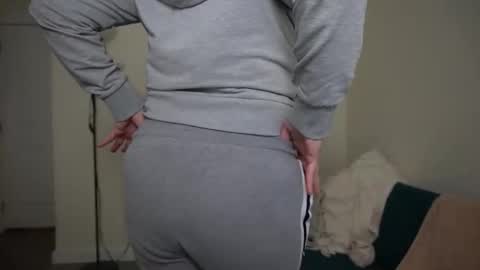 Snapshot of lamarquesathelion chatting on 02.03.26 La Marquesa online show from 02.03.26