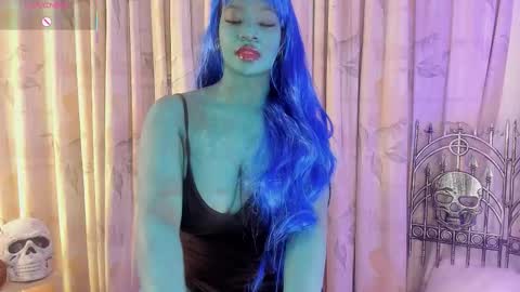    online show from 10.18.25