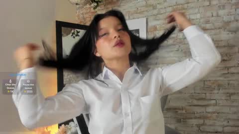  Lana  online show from 02.02.25