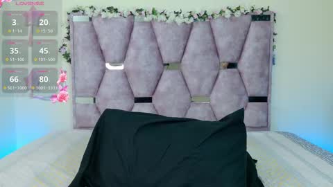 Lana online show from 11.22.25