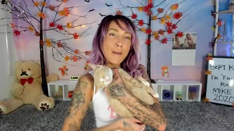 Lana Del Bae online show from 09.10.25