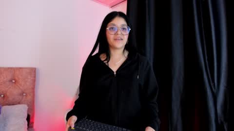 ... .          . ... online show from 02.03.25