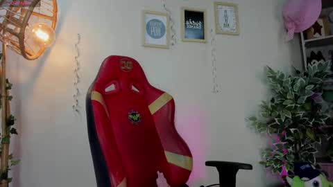 Lana online show from 09.18.25