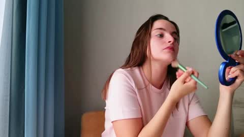 lana_gl online show from 05.04.26