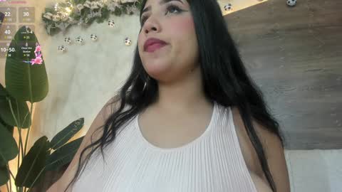 Snapshot of lana_lann chatting on 12.29.24 lana_lann online show from 12.29.24