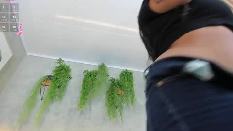 Snapshot of lana_lann chatting on 01.22.25 lana_lann online show from 01.22.25