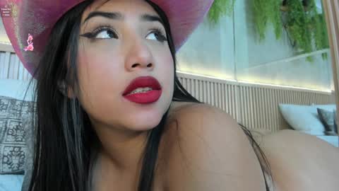 Snapshot of lana_lann chatting on 01.24.25 lana_lann online show from 01.24.25