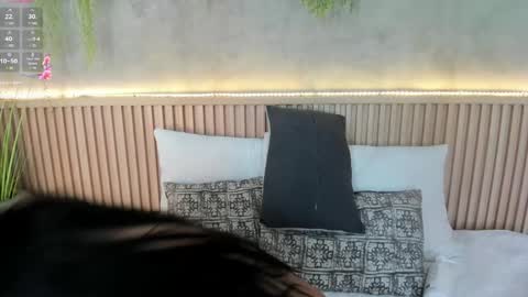 Snapshot of lana_lann chatting on 01.25.25 lana_lann online show from 01.25.25