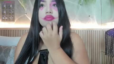 Snapshot of lana_lann chatting on 10.31.25 lana_lann online show from 10.31.25