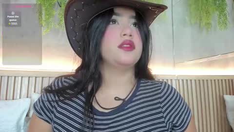 Snapshot of lana_lann chatting on 11.29.25 lana_lann online show from 11.29.25