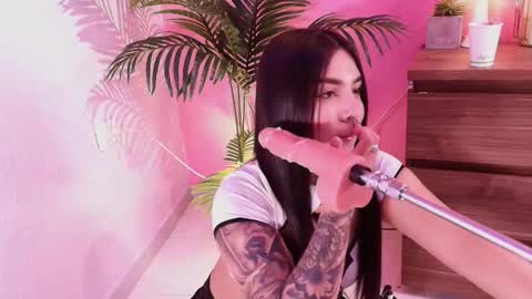 LANA online show from 11.20.25