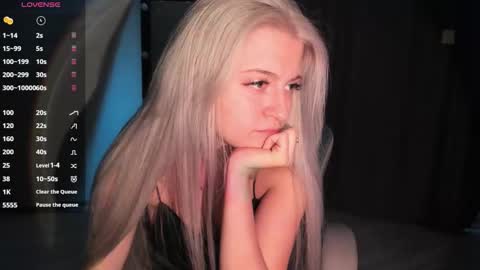 Lana online show from 10.20.25