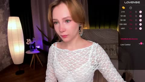 Snapshot of lanablu_ chatting on 01.18.25 Lana online show from 01.18.25