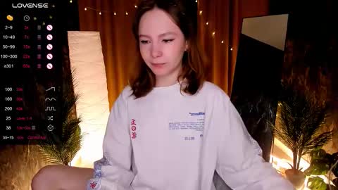 Snapshot of lanablu_ chatting on 10.22.25 Lana online show from 10.22.25