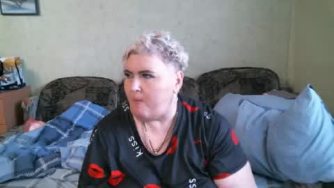 Snapshot of lanacat555 chatting on 09.18.25 lanacat555 online show from 09.18.25