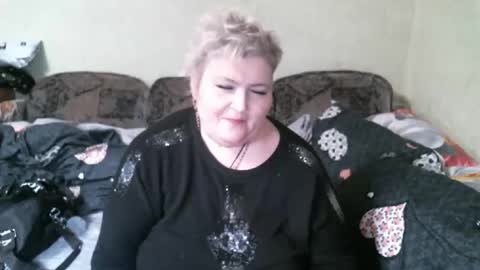 Snapshot of lanacat555 chatting on 11.16.25 lanacat555 online show from 11.16.25