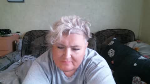 Snapshot of lanacat555 chatting on 11.30.25 lanacat555 online show from 11.30.25