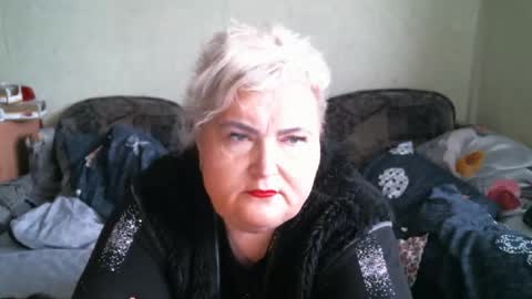 Snapshot of lanacat555 chatting on 12.15.25 lanacat555 online show from 12.15.25