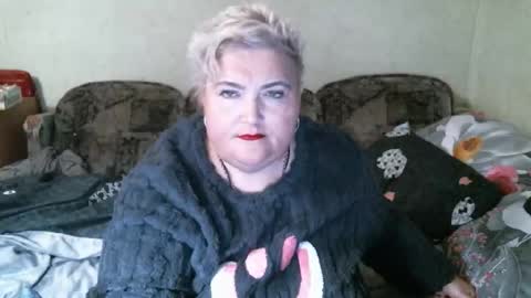 Snapshot of lanacat555 chatting on 12.16.25 lanacat555 online show from 12.16.25