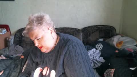 Snapshot of lanacat555 chatting on 12.17.25 lanacat555 online show from 12.17.25