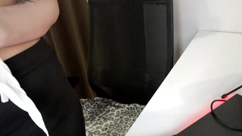 LanaDreamX online show from 04.09.26