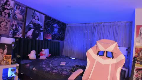 L A N A  online show from 01.17.25